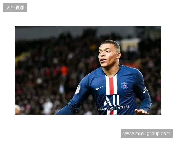 拉门斯:场外我只是个普通人;作为门将我最大的偶像是诺伊尔 拉门斯:场外我只是个普通人;作为门将我最大的偶像是诺伊尔